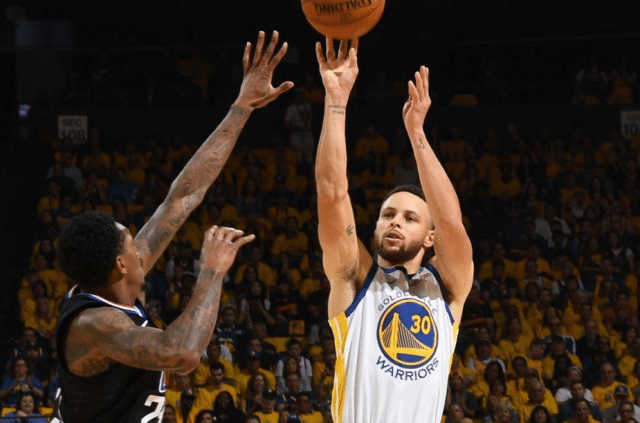  库里三分球里程碑超越雷阿伦  